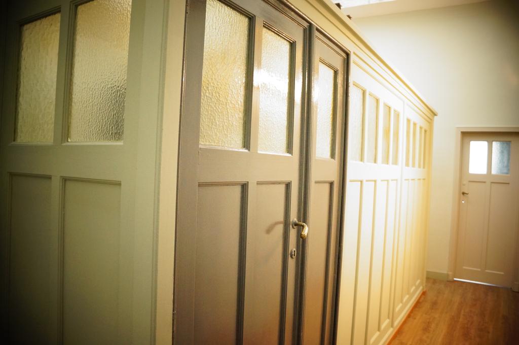 Es Hostel Saint-Gilles Екстер'єр фото
